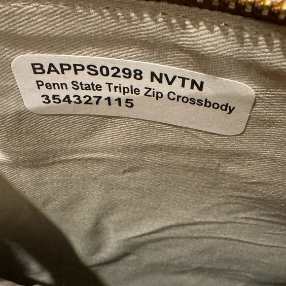 Dooney & Bourke Penn State Nittany Lions Navy Crossbody Bag with Dust Bag NEW - Picture 8 of 15